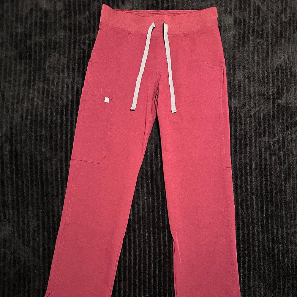 FIGS BURGUNDY SCRUB BOTTOM XXSP